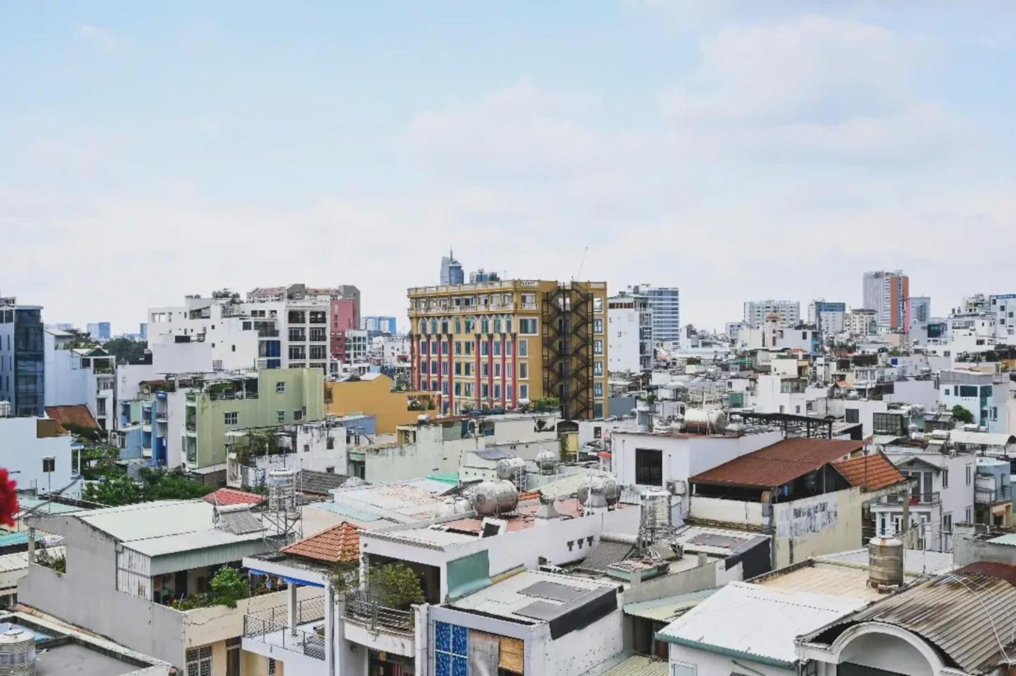 The Bloom Pham Viet Chanh - Modern Living Space In Saigon - A Choice For Western Travelers 4*