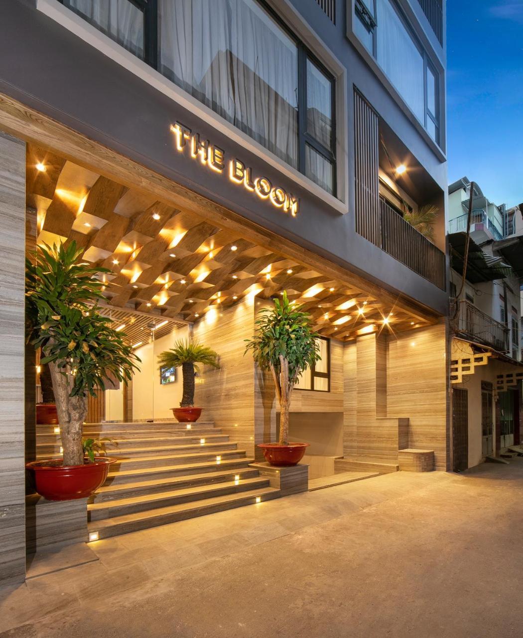 Hotel The Bloom Pham Viet Chanh - Modern Living Space In Saigon - A Choice For Western Travelers